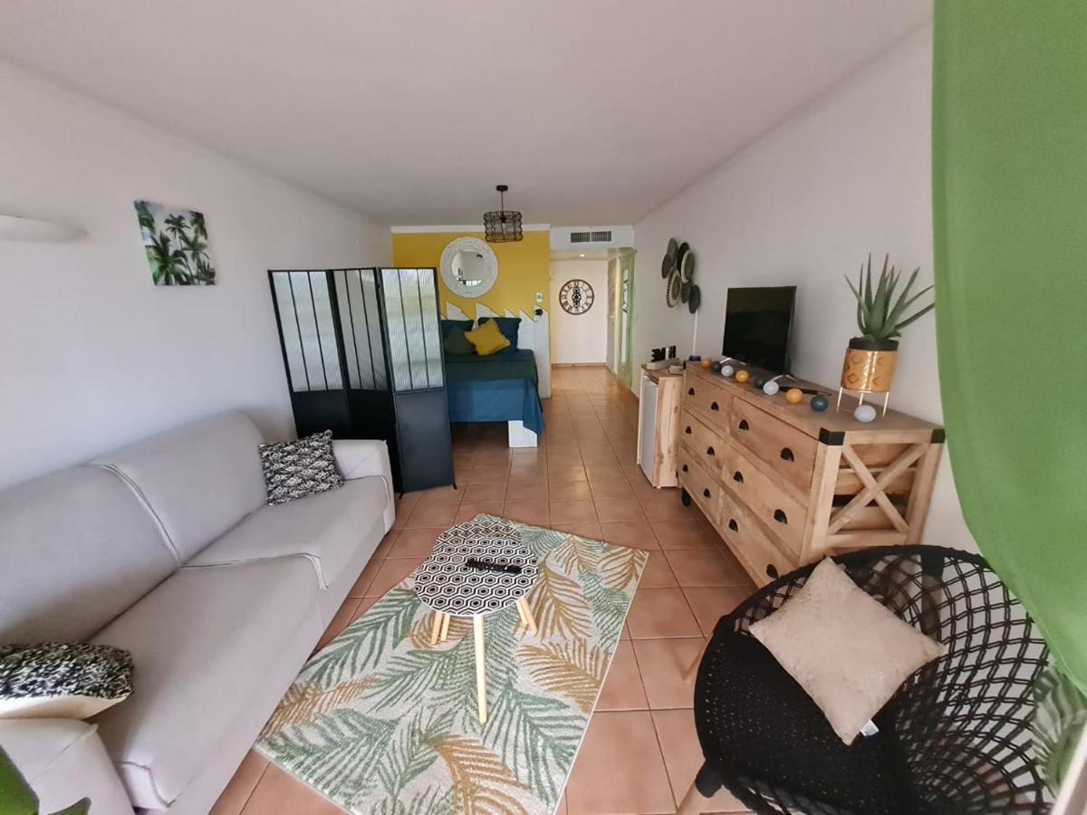 Studio Cosy, Vue Sur Mer Villages Vacances Sainte Anne Cheques Vacances Acceptes Eksteriør billede